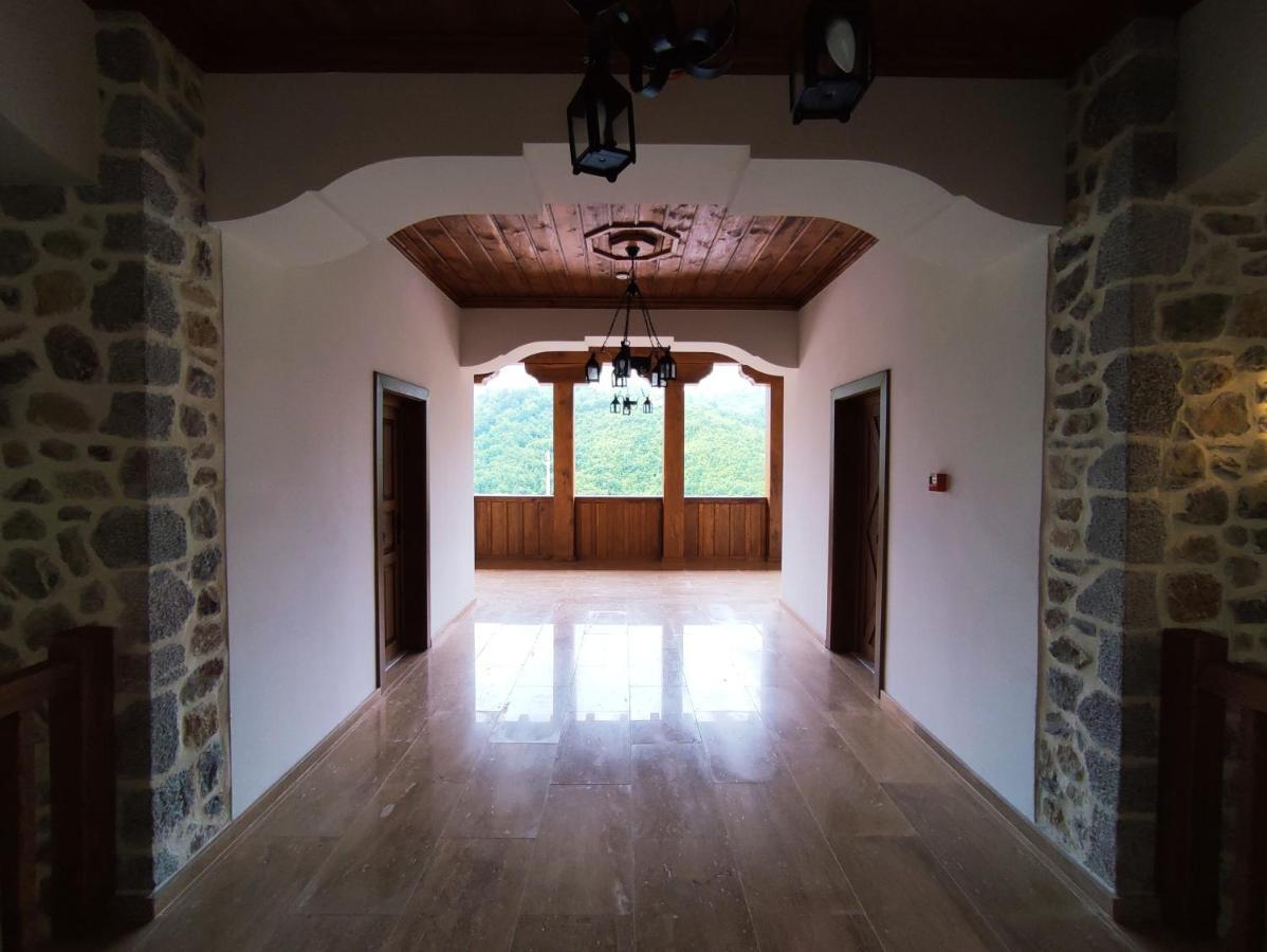 Guest Mansion, Гостински Палат Rostusa Exterior photo